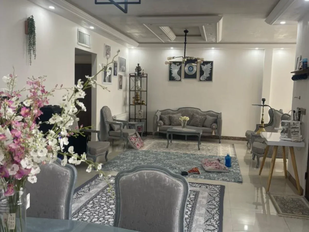 آپارتمان ۲ خوابه کوچه باهنر طبقه سوم 5