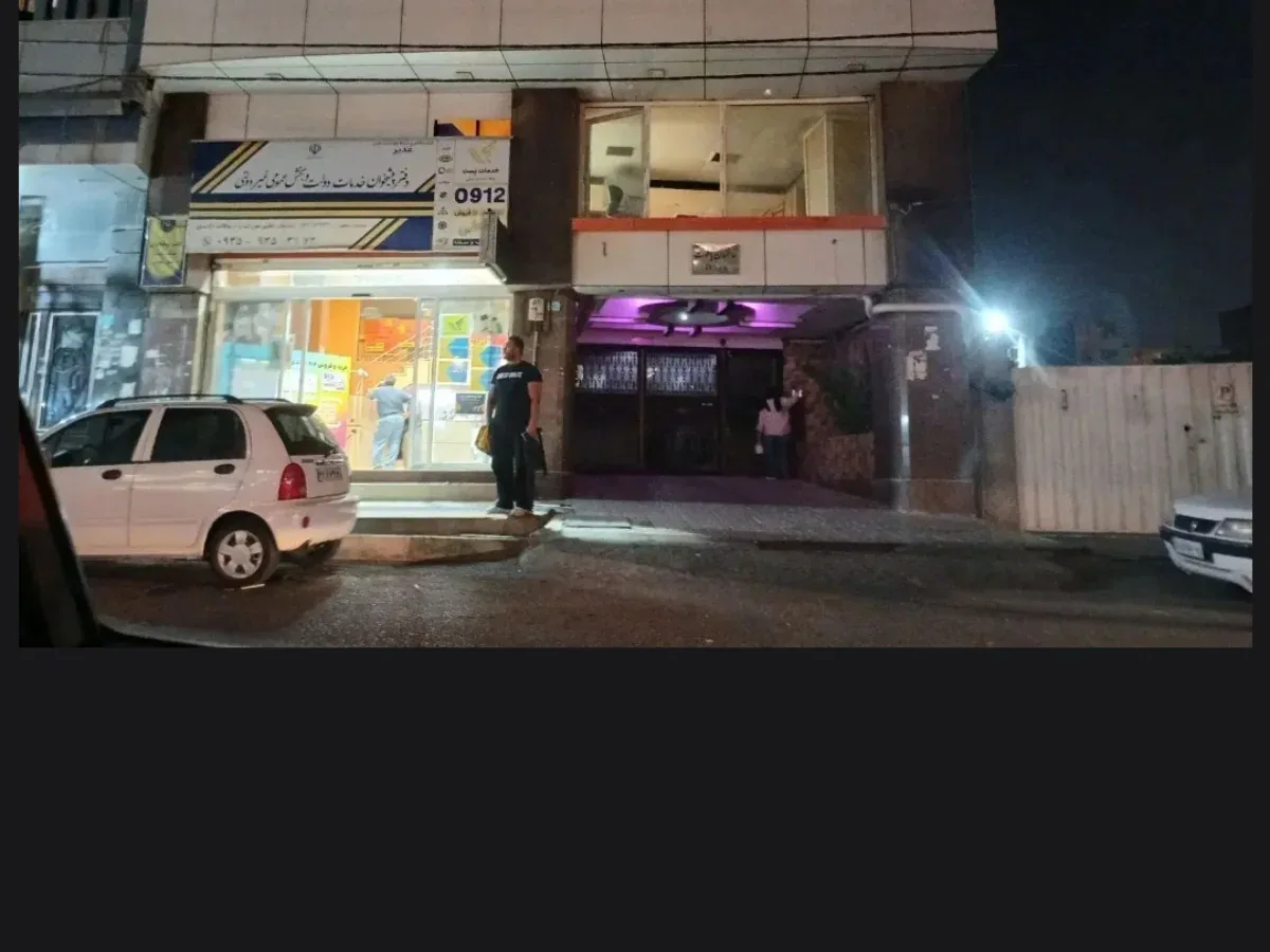 فروش ۲۱۰متر تجاری سند دار/شهرقدس 3