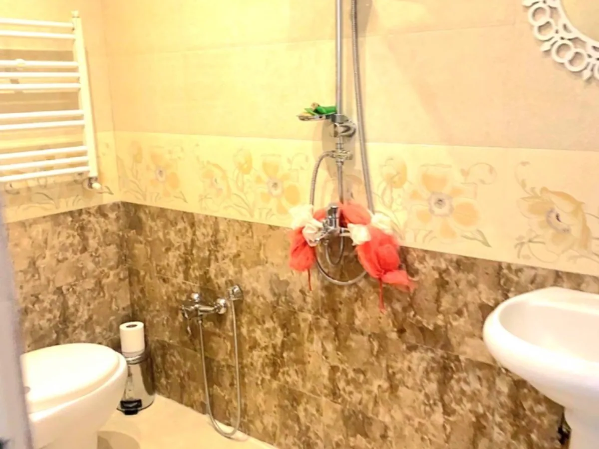 ۸۴ متر ۲ خواب فول امکانات 5