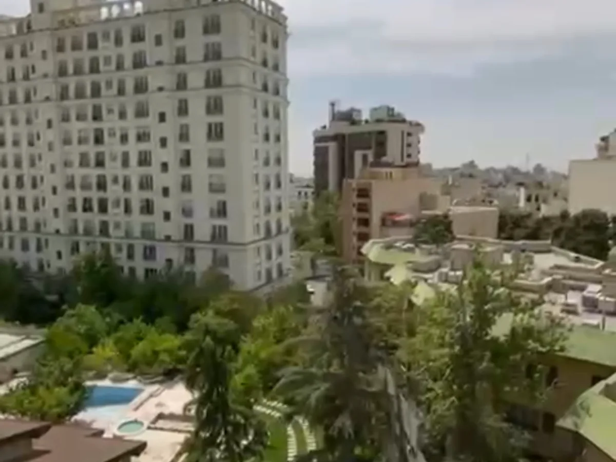 تهاتر آپارتمان دوخواب ۱۴۰مترینیاوران با کیش 4