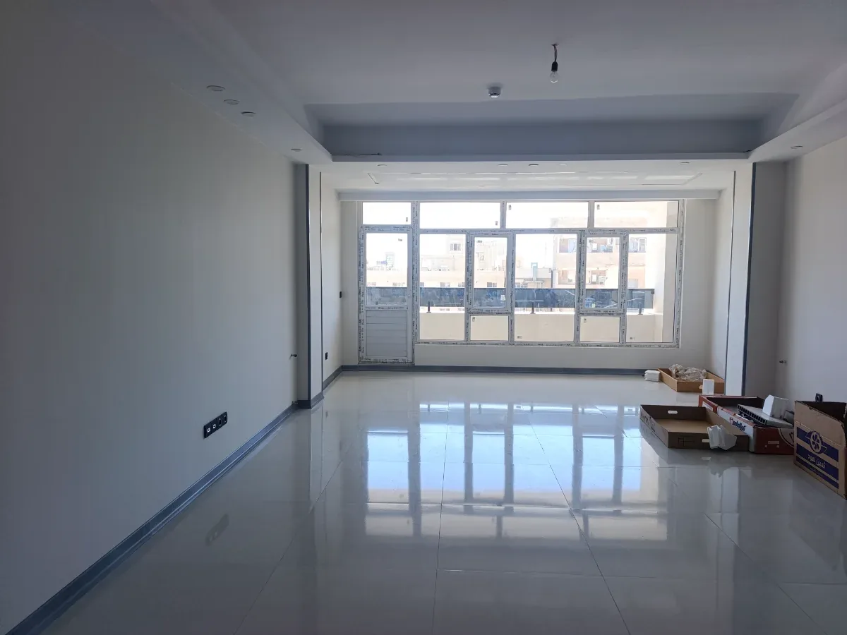 فروش آپارتمان دوخوابه 4