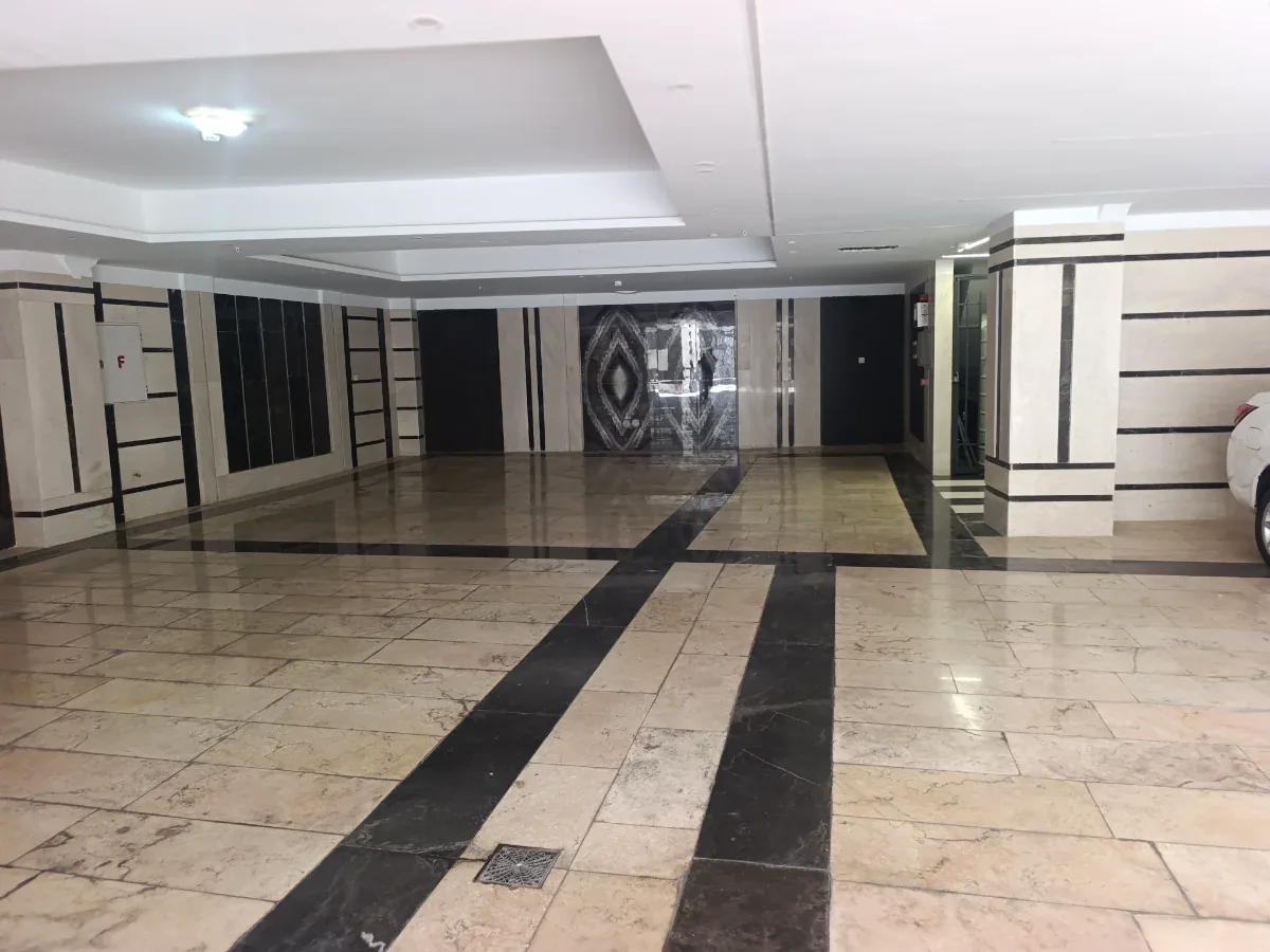 فروش آپارتمان دو خوابه دهم شرقی قدیم 2