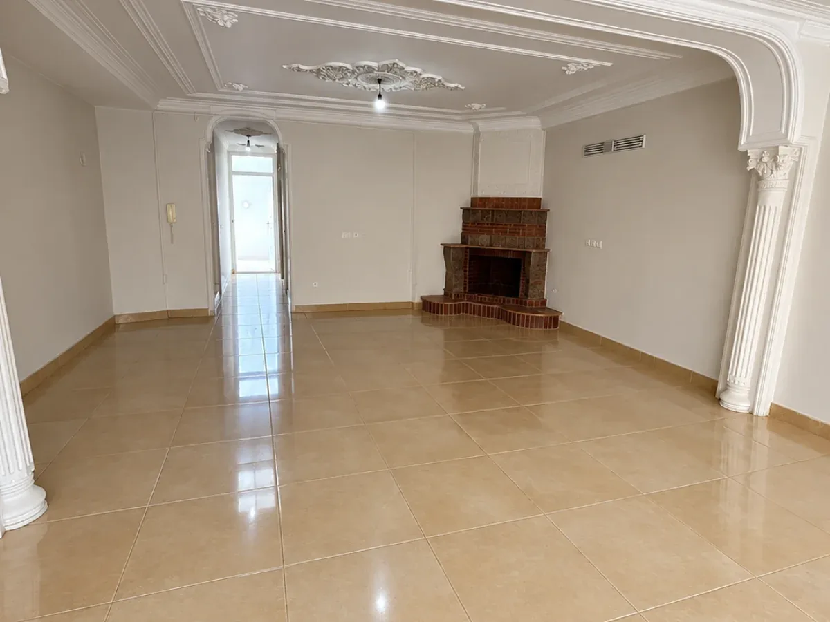 کوچه سجاد طبقه اول