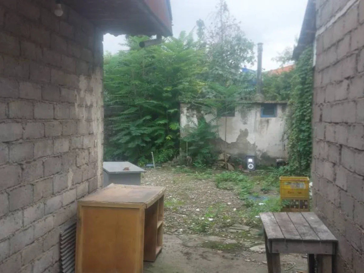 ۲ دهنه مغازه و زمین تجاری مسکونی 3