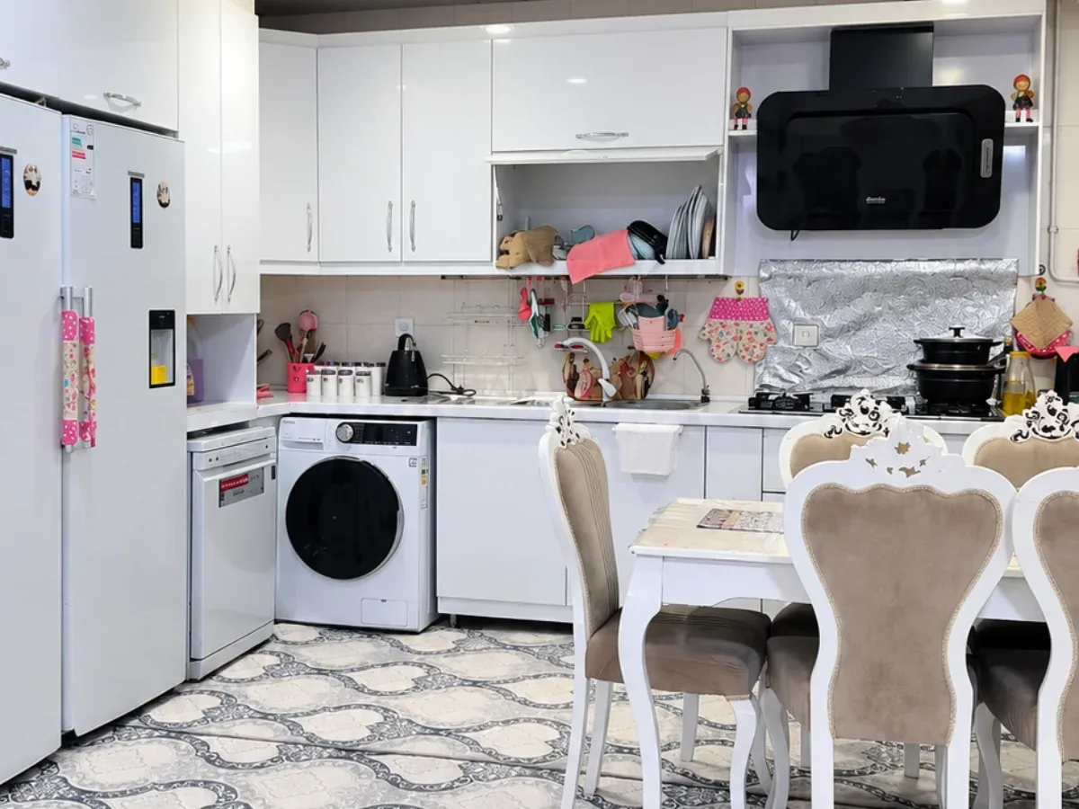 ویلایی سه خوابه خیابان جمهوری 2