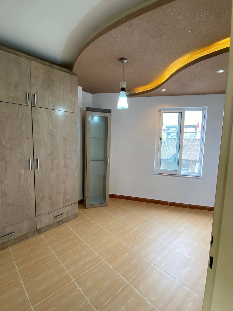 آپارتمان سنددار خیابان تختی رشت 2